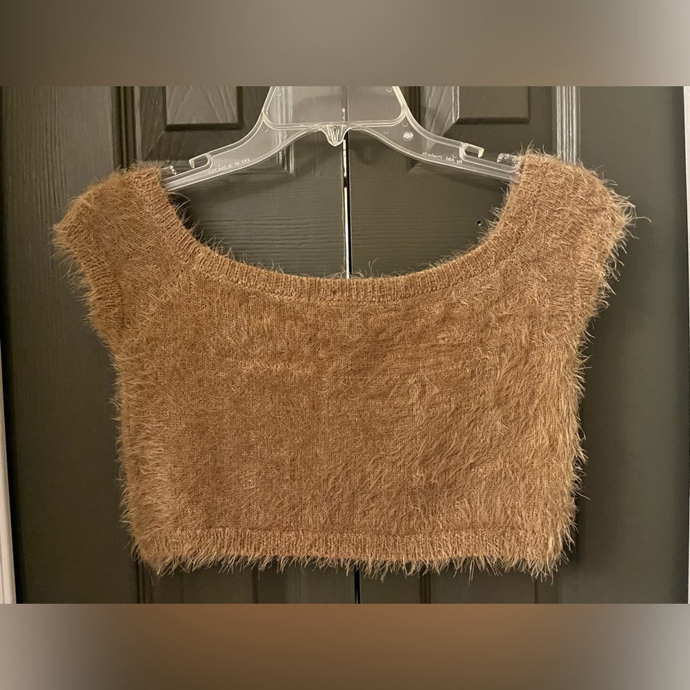 Crop Top - Picture 2 of 6